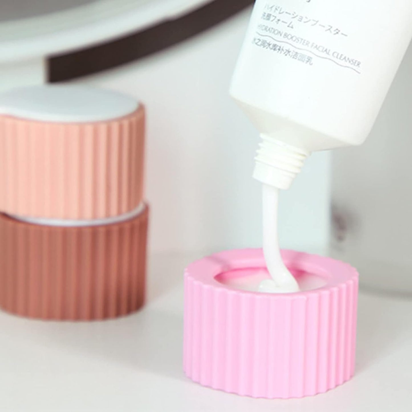 RoseFlower 4 Pieces Travel Containers Silicone Cream Jars, BPA Free Multifunctional Leak-proof Mini Size Accessories Makeup Bottles with Lid, Face Hand Body Cream, Toiletries, for Outdoor, Gym