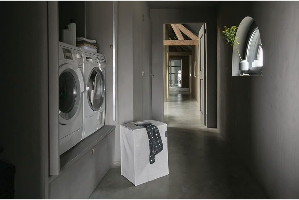 Brabantia - Laundry Bag - Practical Quick-drop Opening Lid - Space-saving - Large Volume - Easy to Empty - Large Opening - Time Saving - Grey - 55 Litres