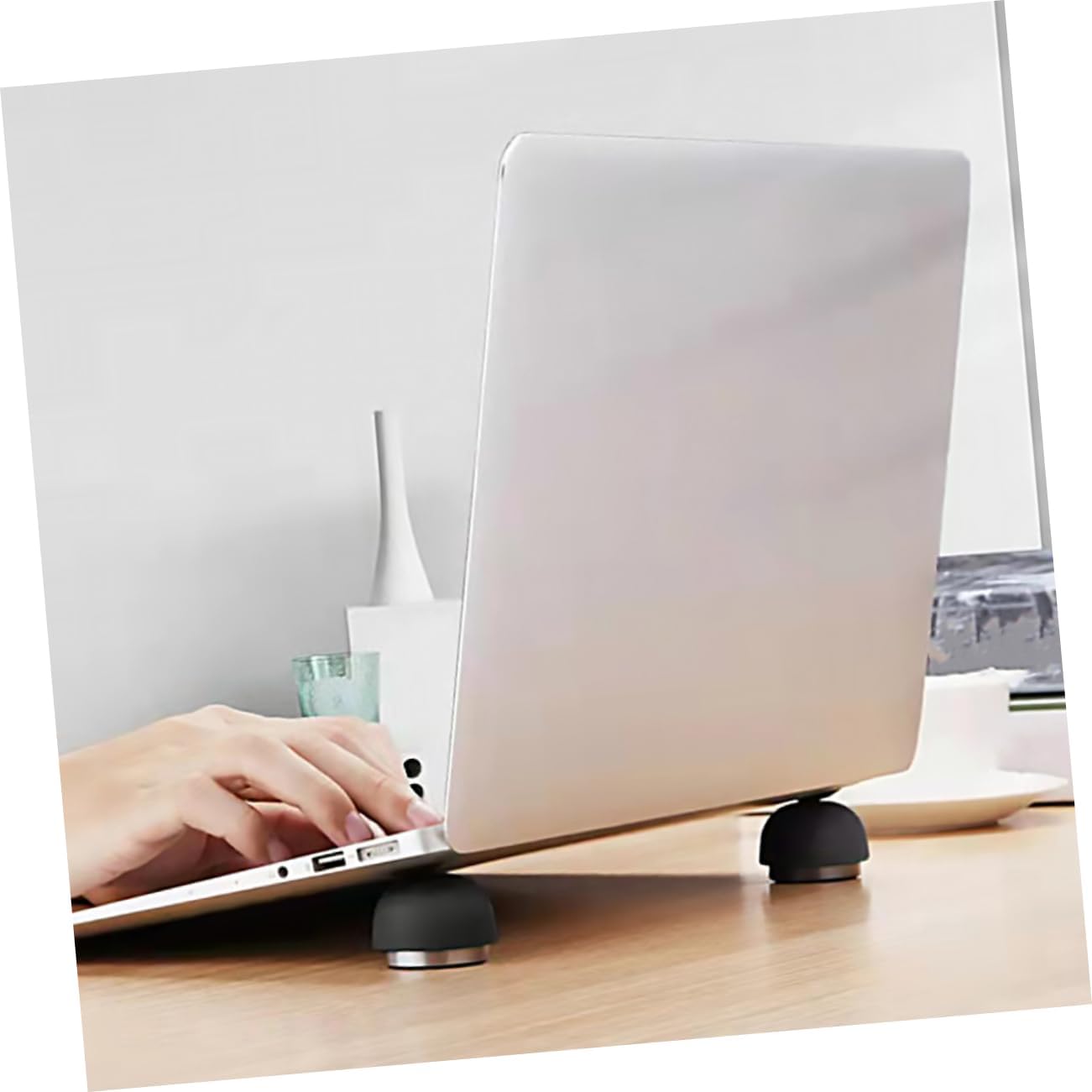 TEHAUX 1Pair Laptop Riser Slip Silicone Feet for Enhanced Airflow Cooling Stand for Laptops Fit for Office Use Compact and Efficient Design for Optimal Cooling