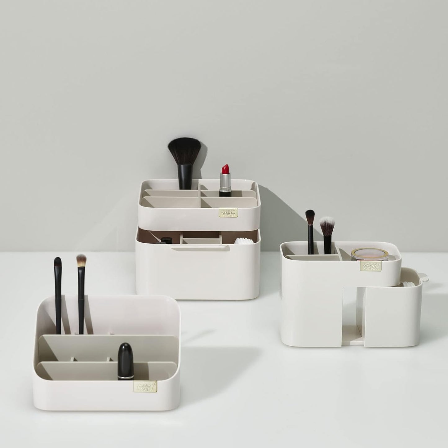 Joseph Joseph Viva Tiered Makeup Cosmetic Organiser, dismantles for easy cleaning – Shell