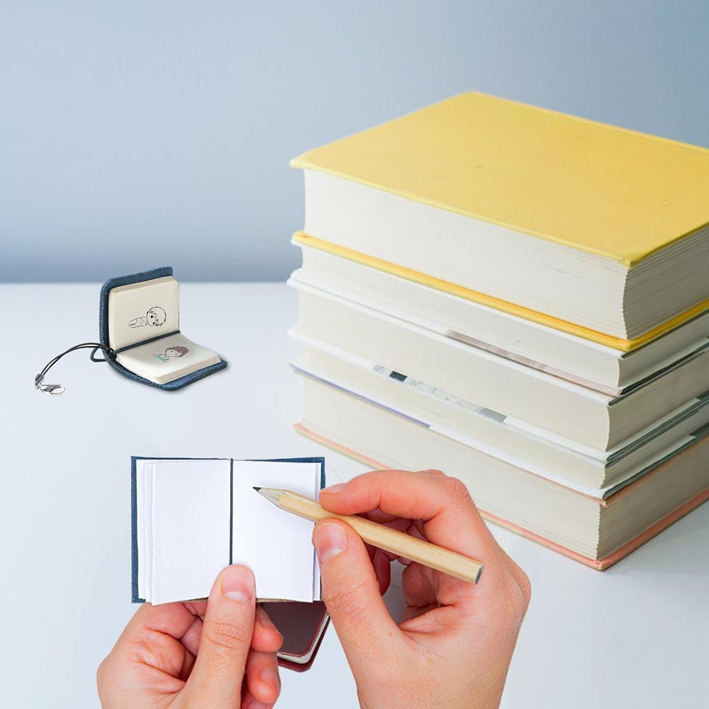Yitexin Pack of 2 Miniature Travelers Notebook 4.8x3.2cm(1.9’’x1.3’’), Handmade Tiny Leather Travels Notebook, Vintage Mini Notebook Diary Journal, Pocket Diary