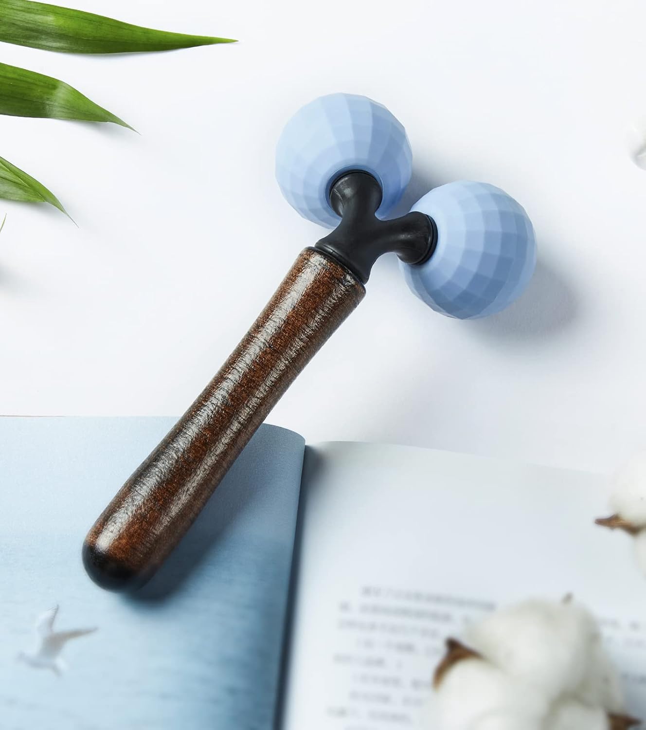 Lyanxinlei Muscle Massage Roller - Body Massage Tools Myofascial Trigger Points Reduce Muscle Soreness Tightness Leg Cramps for Circulation, Stress, Arthritis and Hand Pain Relief & Recovery (Blue)
