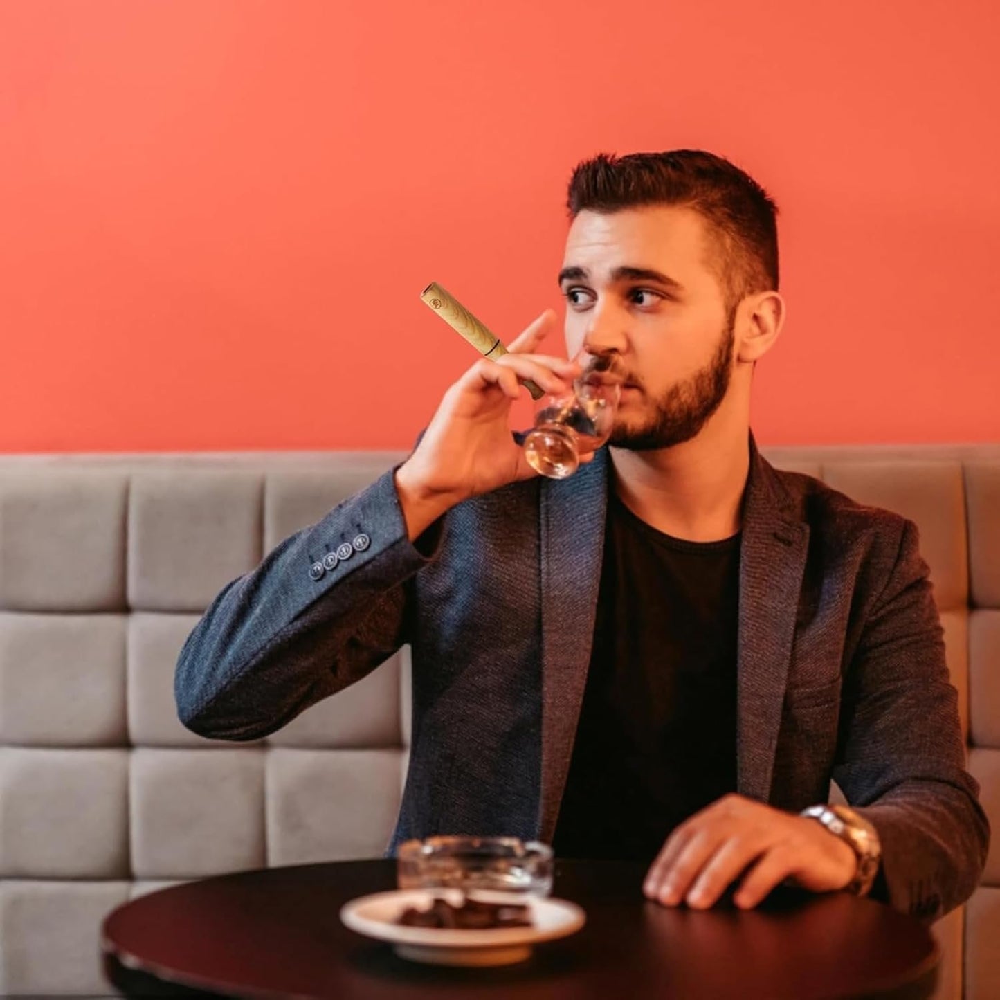 SVELNIO Aromatherapy Essential Oil Inhaler, Smoking Quit Inhaler Stick, Personal Wooden Essential Oil Diffuser with 3 Packs of Empty Cotton Wicks