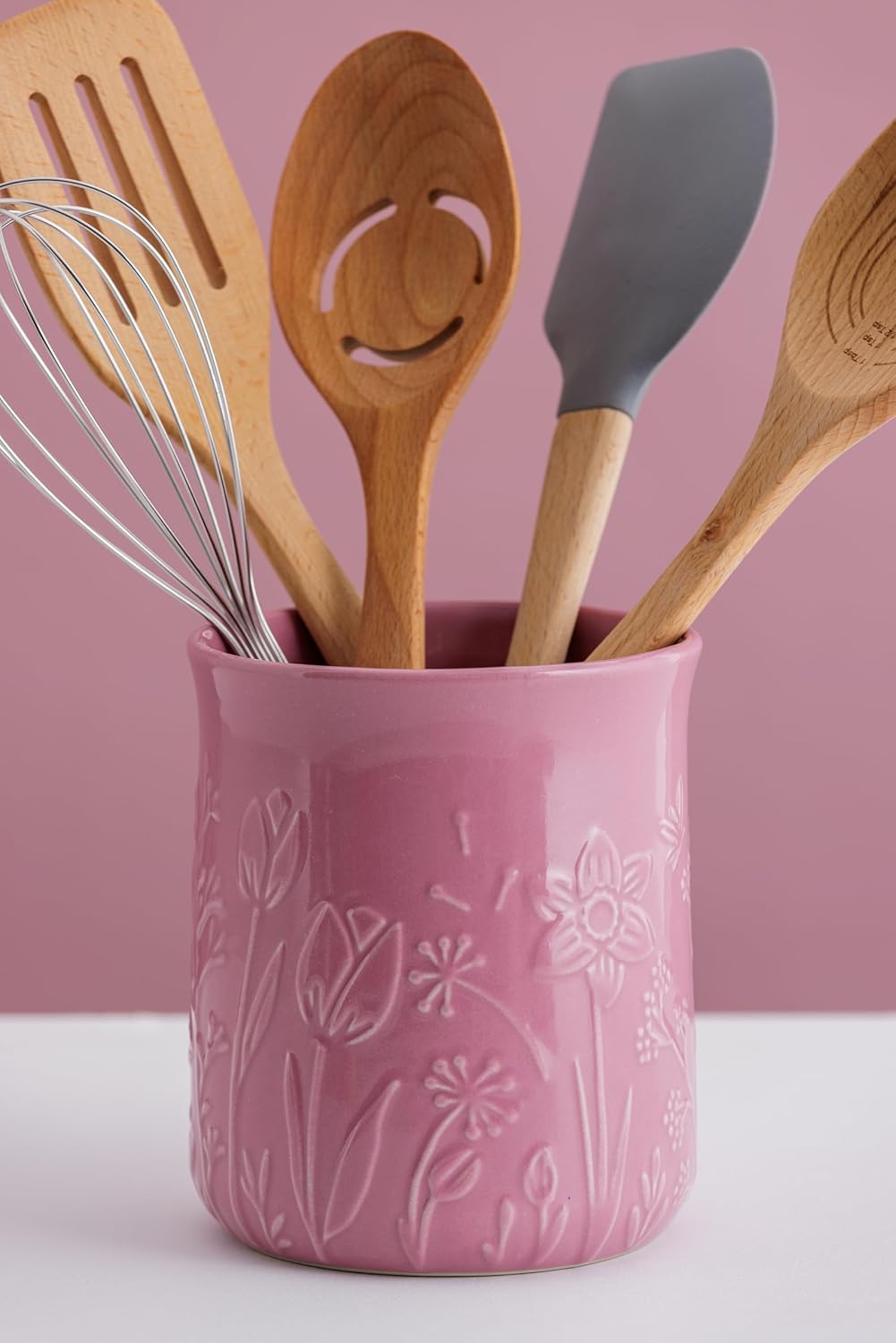 Mason Cash In the Meadow Utensil Holder 1.3 Litre Embossed Floral Design, Durable Stoneware – Ideal for Storing Kitchen Tools and Gadgets – Classic Kitchen Storage (H15 x Dia 12.5cm)