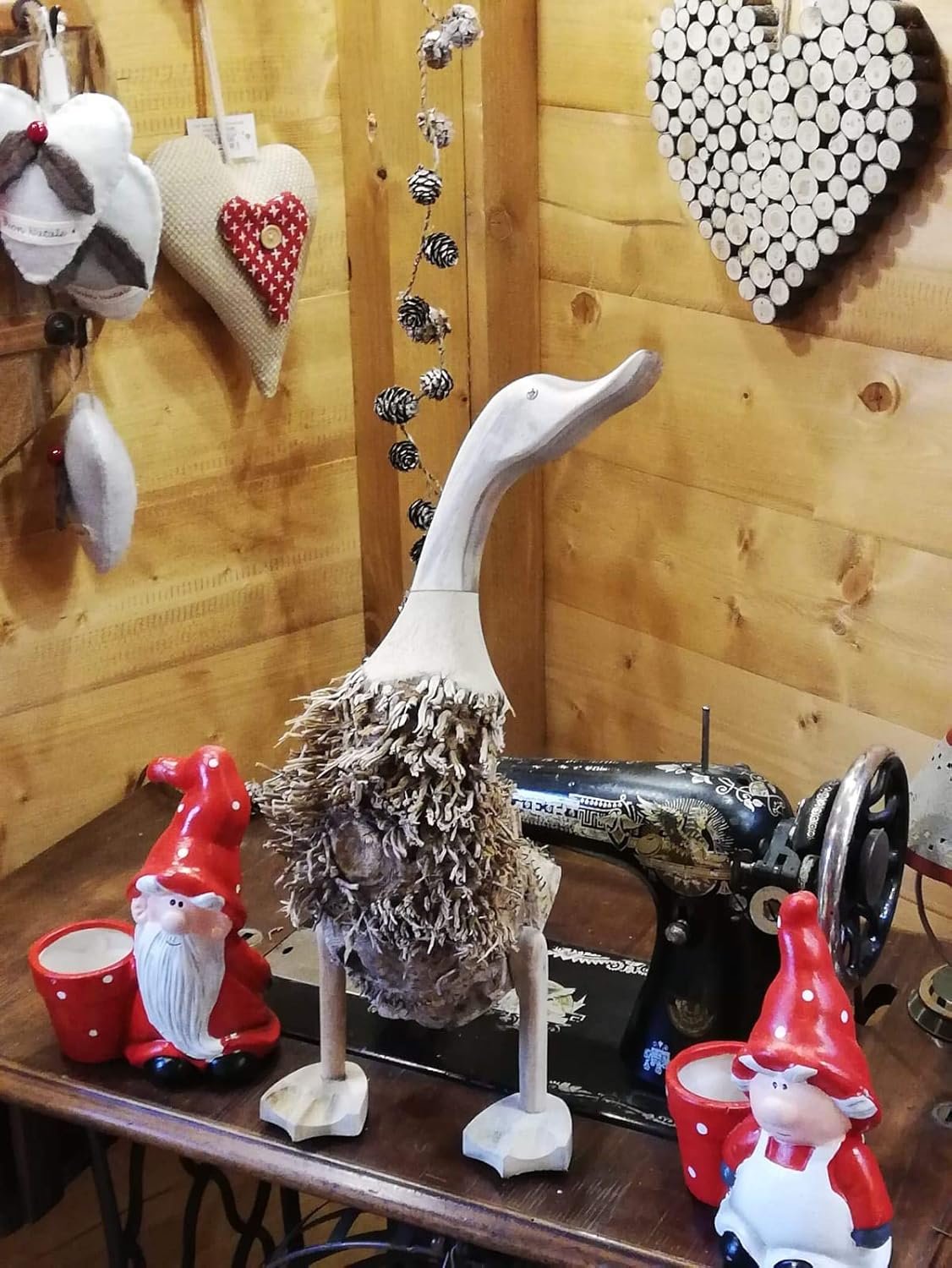 Sechome Duck-Mary Ornament in Bamboo and Teak Wood – Home Decor