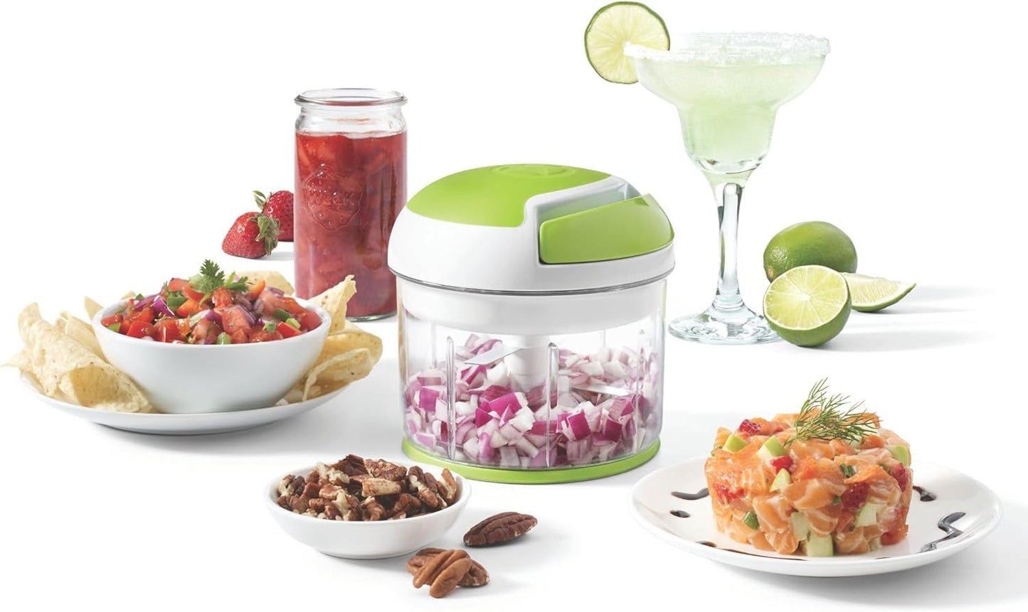 Starfrit Pull Chopper - Multi Purpose Manual Food Processor - Three Blade System for a Faster Cut - From Large Chunks to Purée - Self-Retracting Cord - Fruits, Vegetables, Meats and Crushes Ice