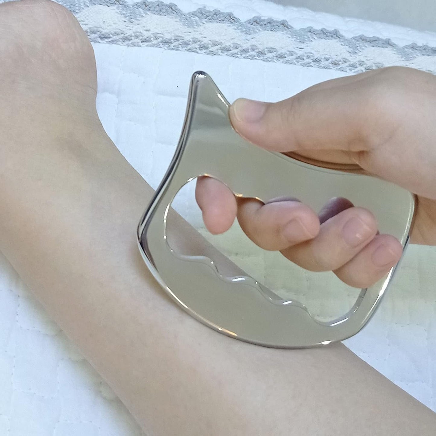 GYX COELE Stainless Steel Gua Sha Muscle Scraper tool, IASTM Tool for Massage and Scraping (4pcs carry bag)