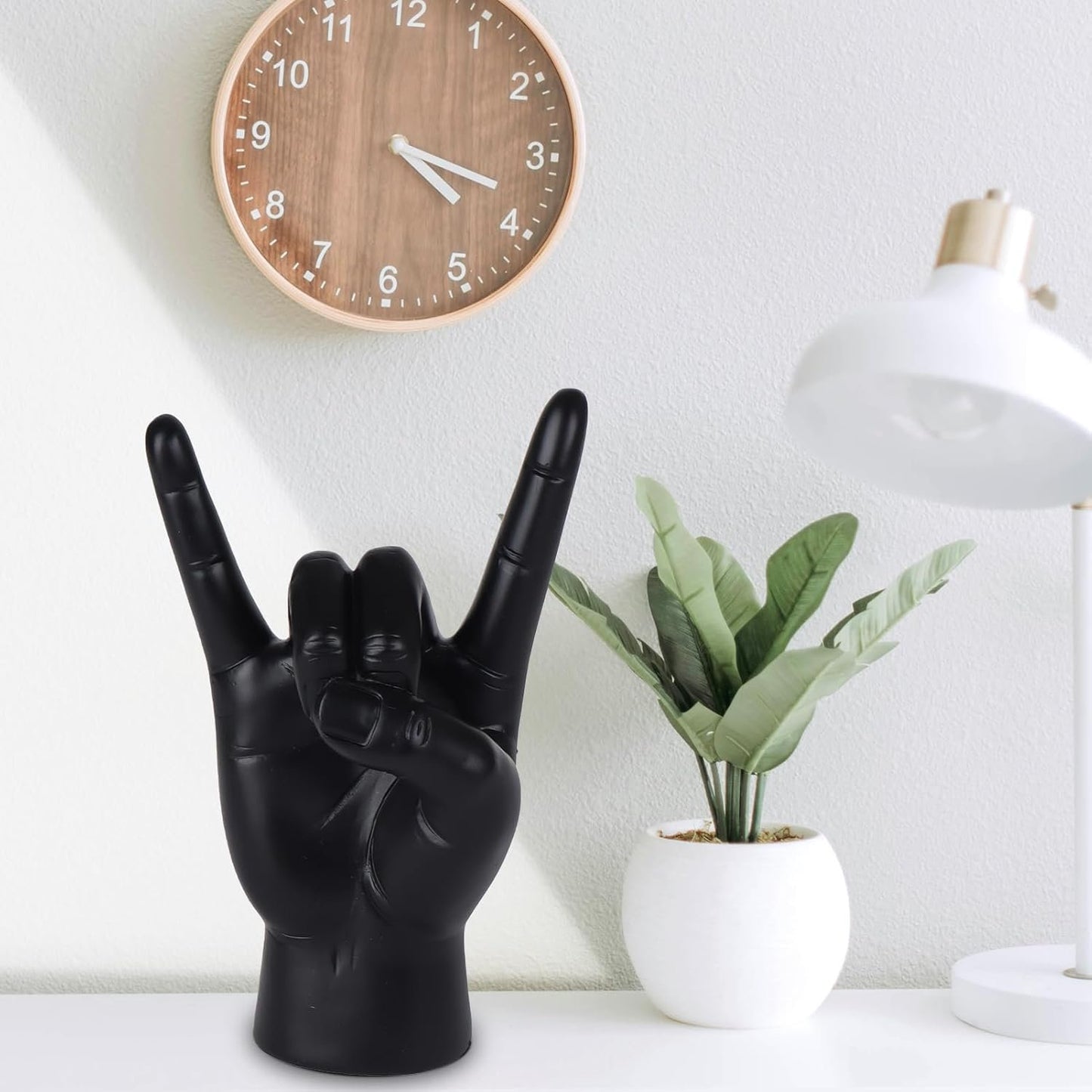 Yunjuhop Rock and Roll Finger Sculpture, Home Decor Hand Figurine Sign Language Gifts, Desk for Men, Bedside Furniture, Modern Home Decor (Black)