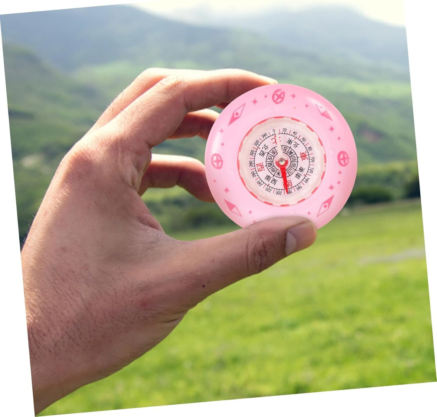 Yardwe Mini Outdoor Compass Plastic Metal Student Survival Gear Portable for Hiking Random Color
