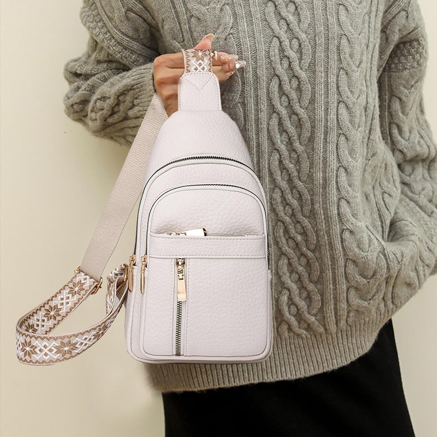 Small Sling Bag for Women | Single Shoulder Travel Pouch | Multi-Pocket Casual Fanny Pack, Body Purse, Womens Chest Bag for Travelling
