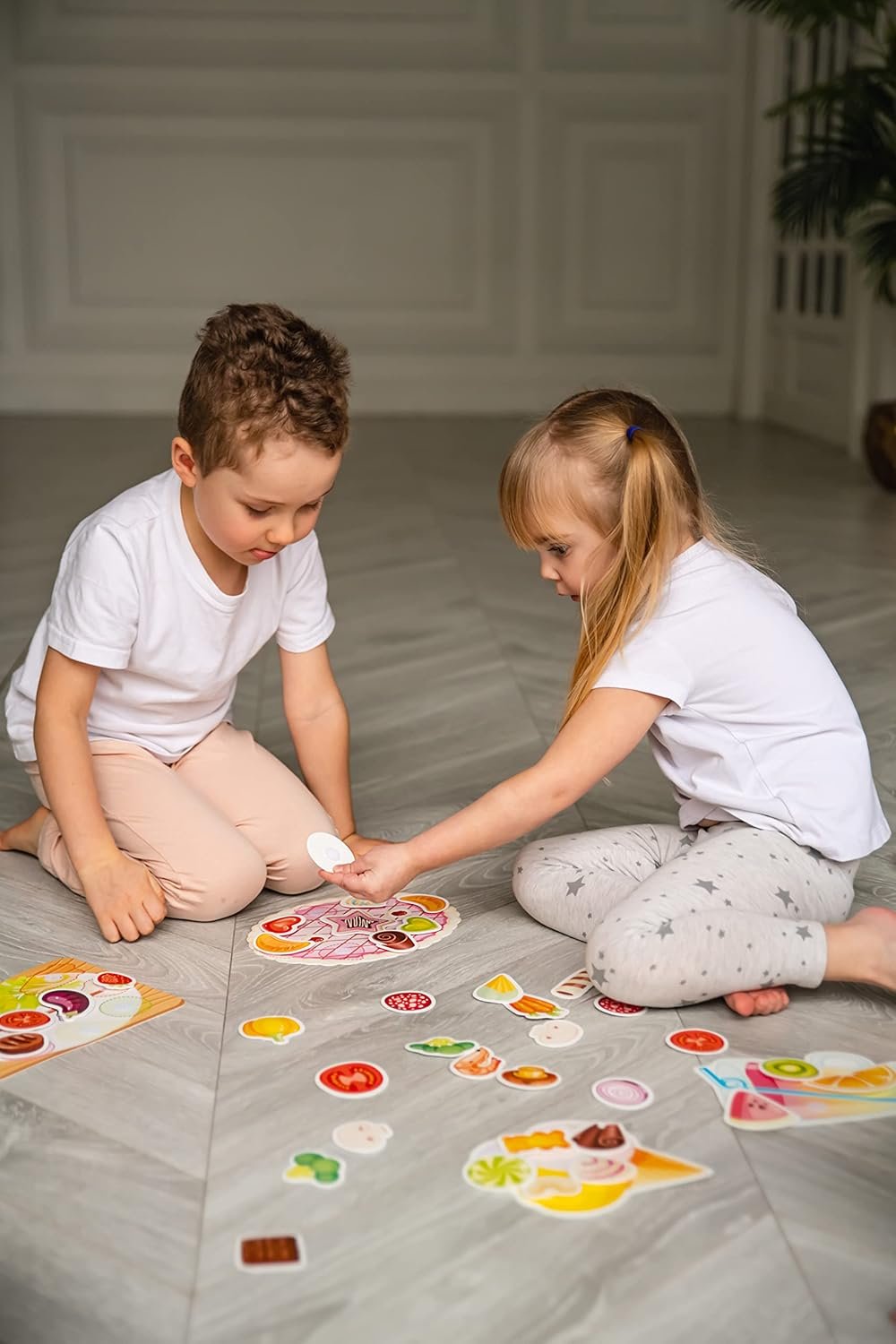 Velcro Cooking Montessori 3D Toddlers Busy Board - Early Learning Preschooler Education 5 Cards 38 Objects Knowledge Develop Travel Toys for Boys and Girls Sensory Toys for Toddlers 1-3 Year Old