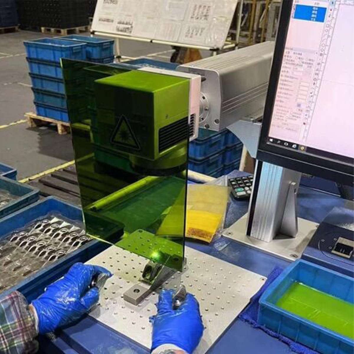 Laser Safety Window Shield For 800-1100 nm (12"x12"x0.2") High Power Laser Equipment Protection Sheet Organic Glass 980nm 1064nm 1070nm 1080nm Optical Fiber Infrared Light Protection Plate Shield