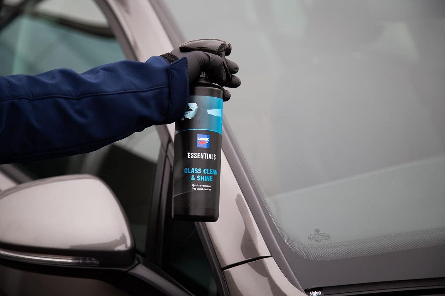 Cartec Glass Wash Cleaner Degreases and Removes Nicotine Without Leaving Streaks Essentials Glass Clean & Shine – 500 ml