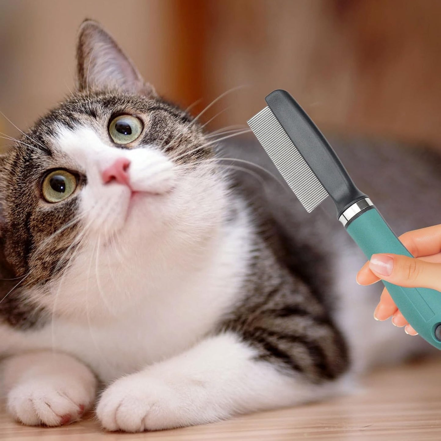 Cat Flea Comb, Professional Grooming Brush, Stainless Steel Pet Comb, Tooth Design, Multifunctional Detangling Tool, Daily Care for Cats & Puppies, 10,59 x 3,15 x 1,18 Inches, Green