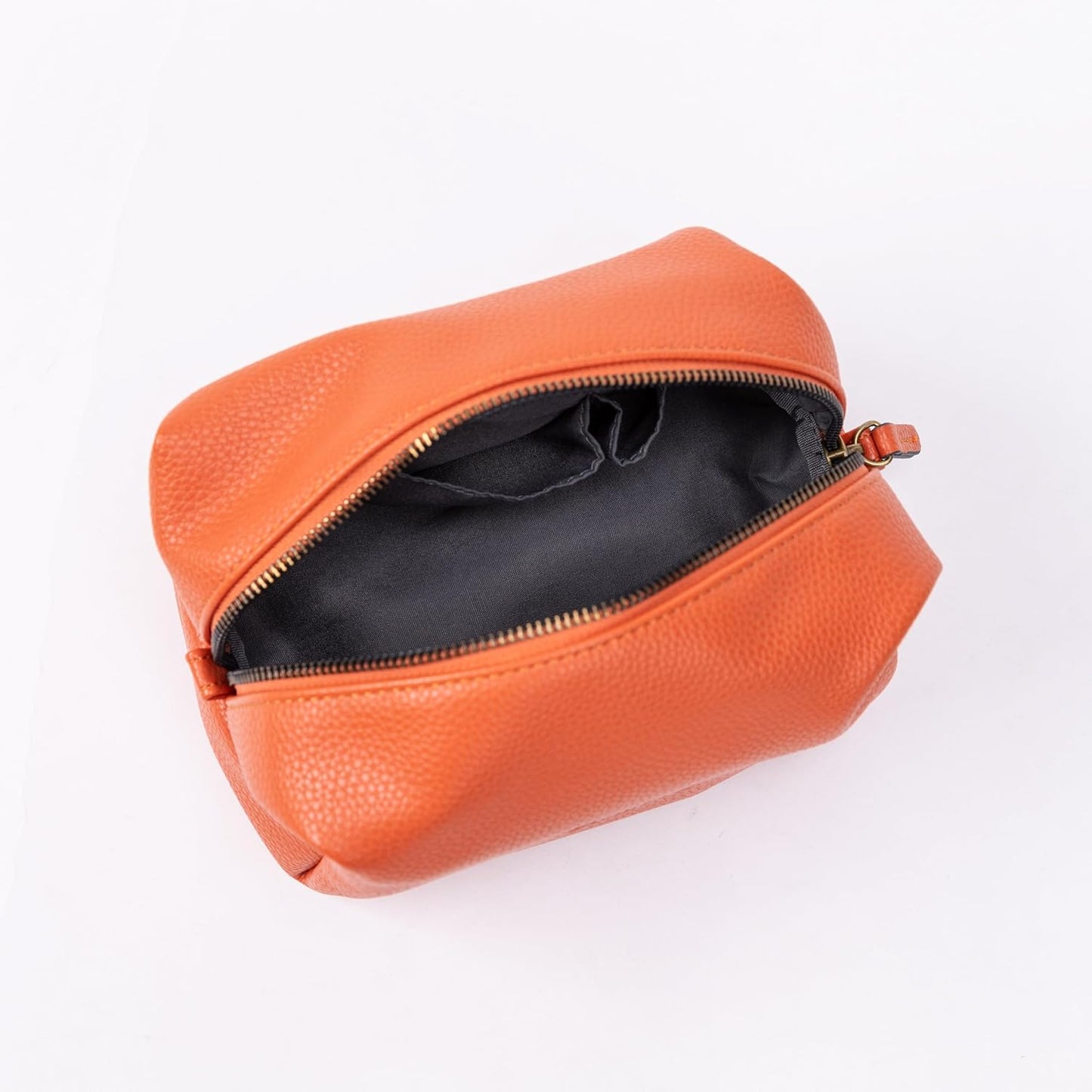 Angelina's Palace Personalized Makeup Bag,Waterproof Vegan Leather Toiletry Bag,Embossed Name Cosmetic Bag for Birthday Bridesmaids Wedding Gift