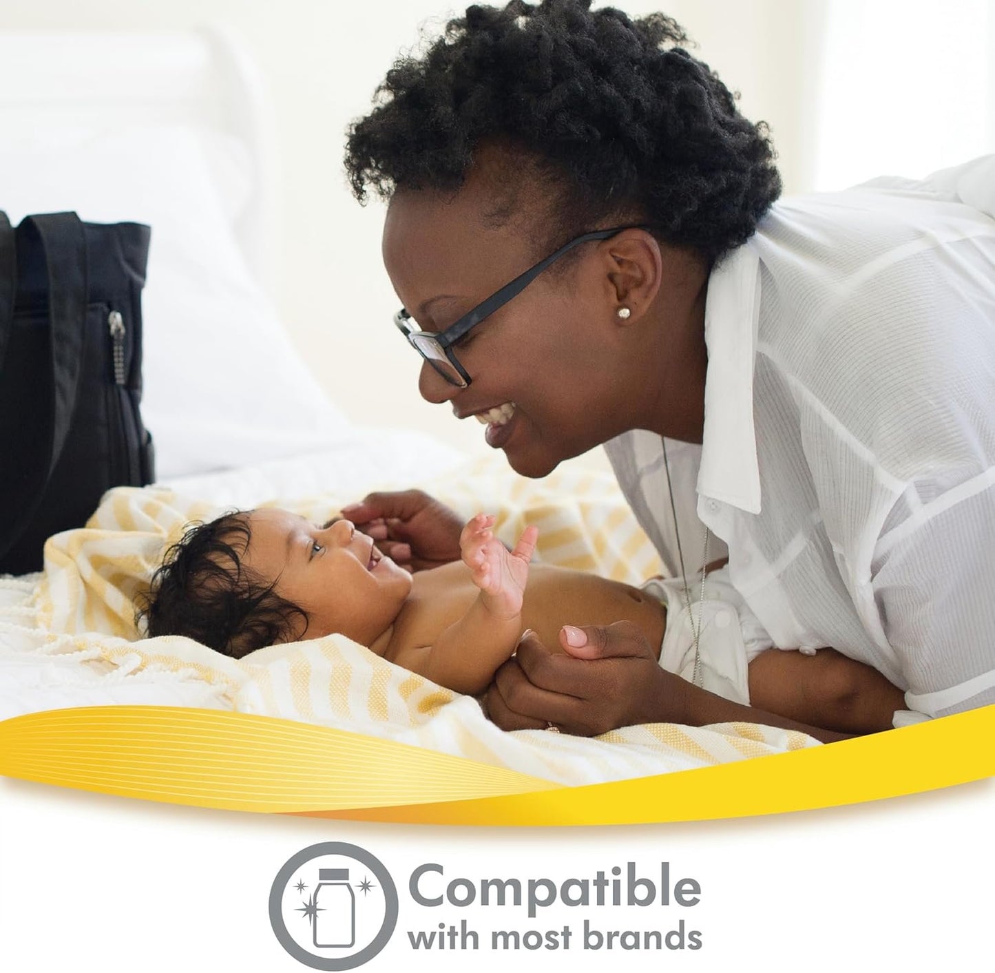 Medela Quick Clean Micro-Steam Bags Eliminates 99.9% Of The Most Harmful Bacteria And Germs ( Packaging May Vary )
