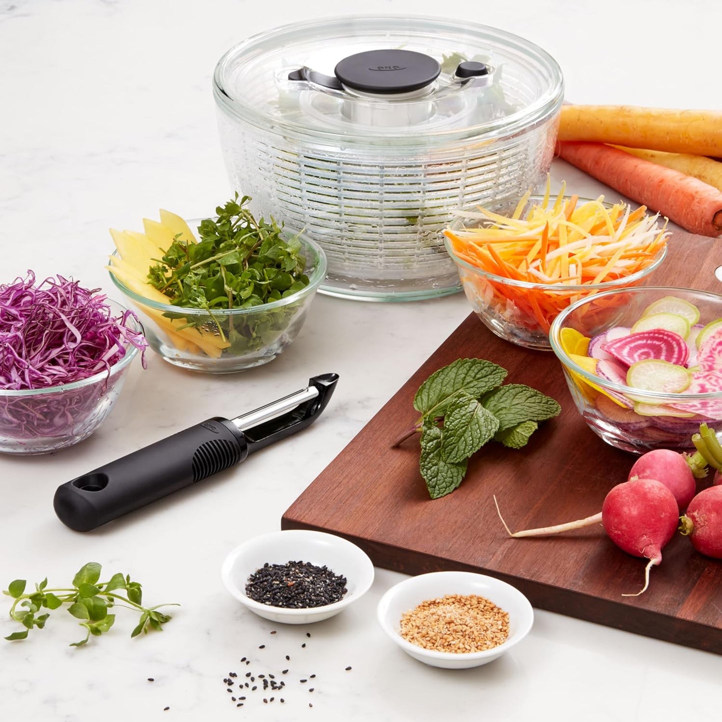 OXO Good Grips Little Herb and Salad Spinner, 20 cm / 2.7 Litre