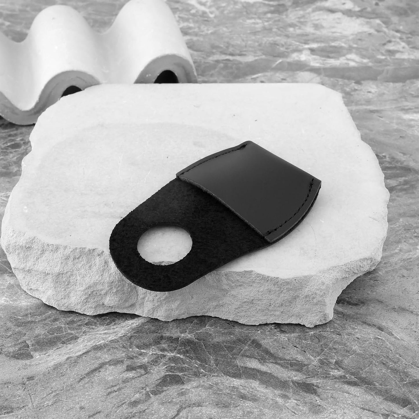 Briny River 2PCS Leather Thumb Guard 80x52mm Woodworking Carving Tool Thumb Protector Finger Thimble Guards Tools for Handmade Carpenter Carving Black