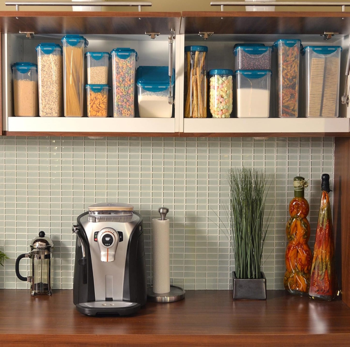 Starfrit LocknLock Plastic Pantry Container - 169oz/5L - Airtight - 4-Sided Locking Flip-Top Lid