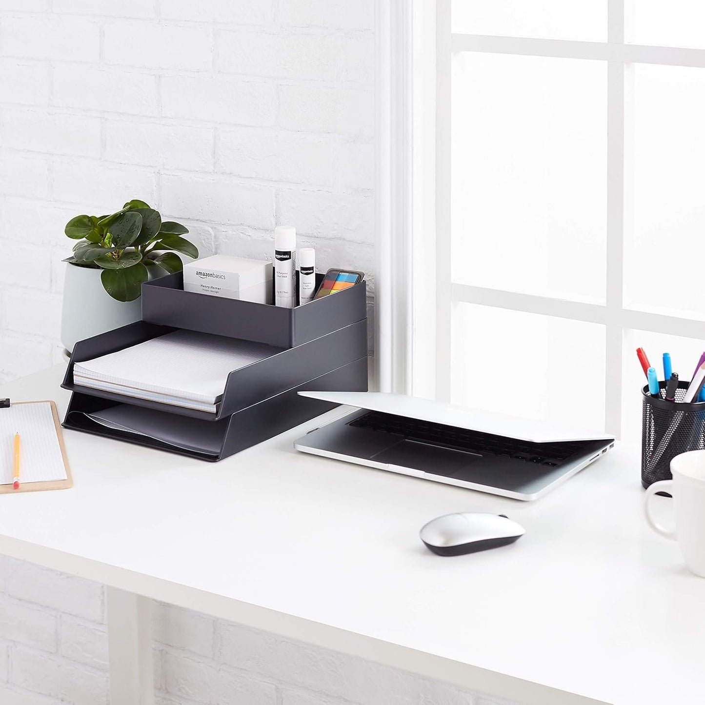 Amazon Basics Plastic Organizer - Accessory Tray, Black
