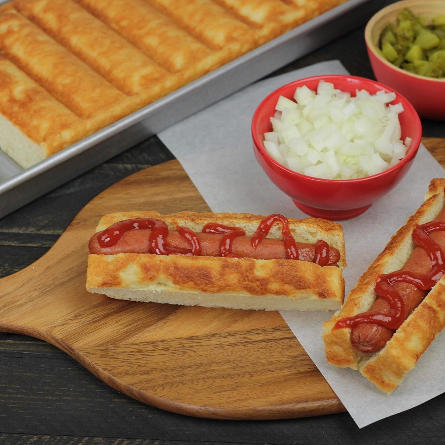 USA Pans 15 x 6 x 1.5-Inch New England Hot Dog Pan Aluminized Steel with Americoat