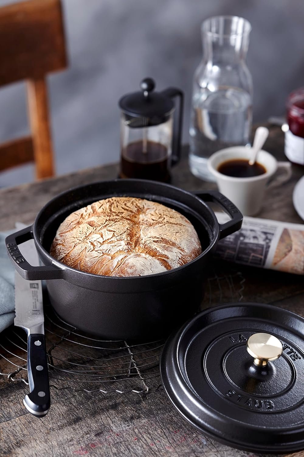 STAUB La Cocotte 7-Quart Cast Iron Round Cocotte, 6.75 L, Made in France, Black