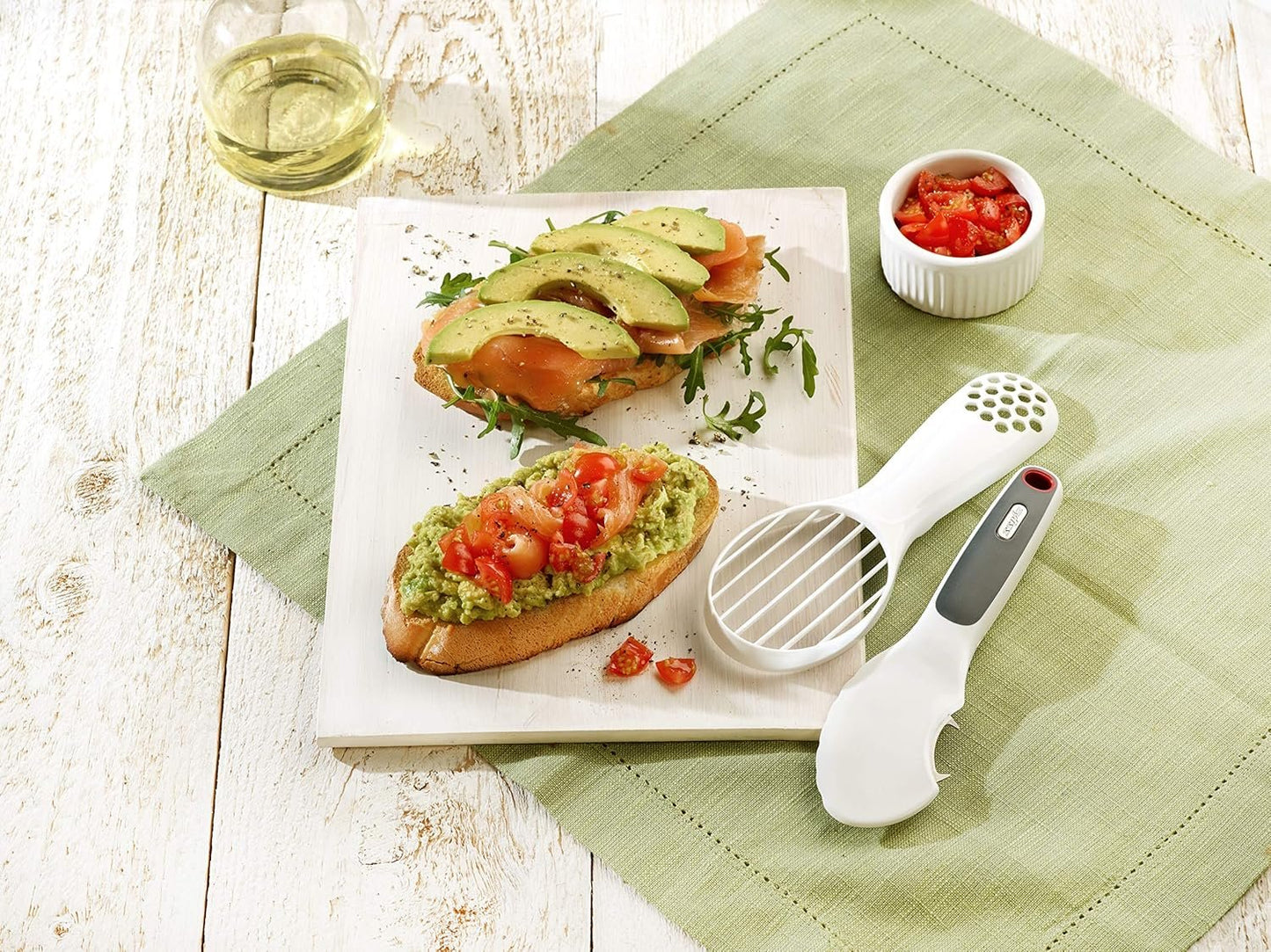 Zyliss 4-in-1 Avocado Prep Tool, 7.5", White