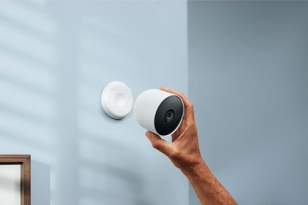 Google Nest Cam Outdoor Indoor, 1080p HD, Motion Sensor Alert, Wireless Wi-Fi, Rechargeable Battery, Smart Security Camera, 3-Pack