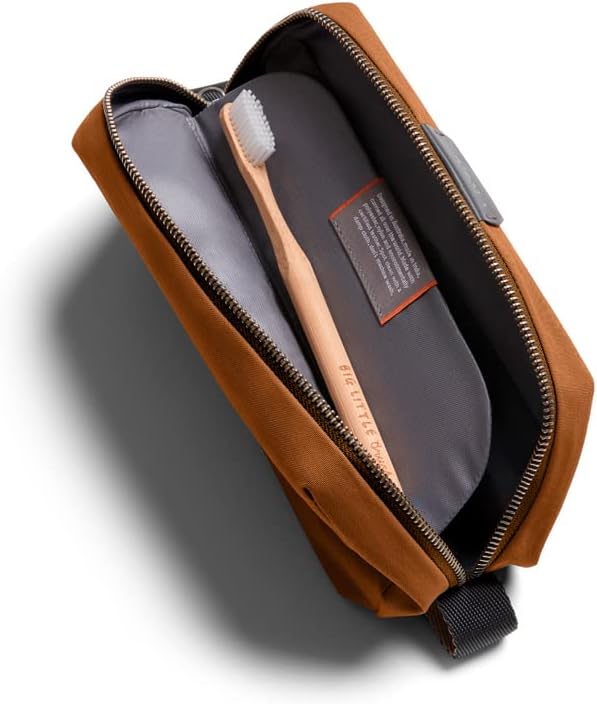 Bellroy Toiletry Kit, Water-Resistant Woven Toiletry Travel Bag (toiletries, Cologne, Shaving Accessories, Hairbrush, Toothbrush) - Bronze