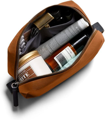 Bellroy Toiletry Kit, Water-Resistant Woven Toiletry Travel Bag (toiletries, Cologne, Shaving Accessories, Hairbrush, Toothbrush) - Bronze