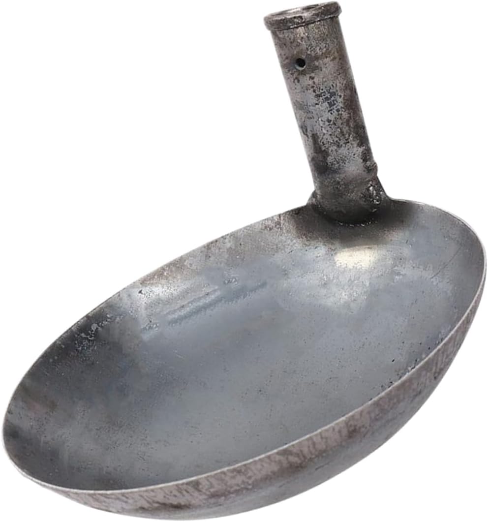 Milisten Garden Iron Water Ladle Scoop Ergonomic Long Handle Capacity Practical Tool for Watering Feeding and Material Handling Kitchen and Garden Use Easy to Clean