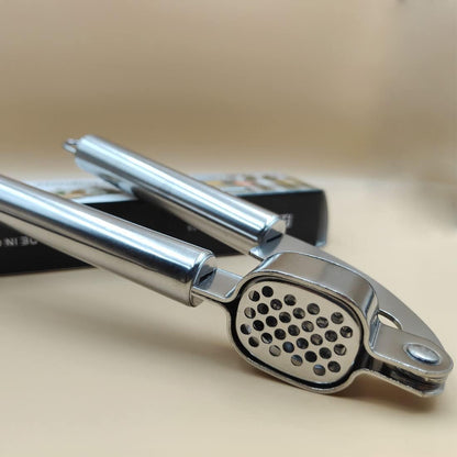 Garlic Press and Lemon Squeezer Set, Multifunctional Stainless Steel Garlic Press Ginger Crusher Kitchen Gadgets and Manual Orange Juice Squeezer Fruit Squeeze Juicer Kitchen Tools