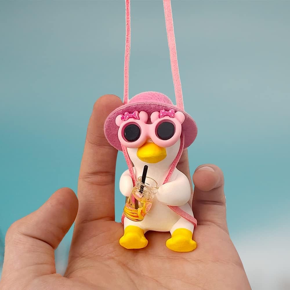 Cool Swinging Duck Car Hanging Ornament, Pendant Interior Rearview Mirror Decoration and Car Rear View Mirrior Hanging Accessories