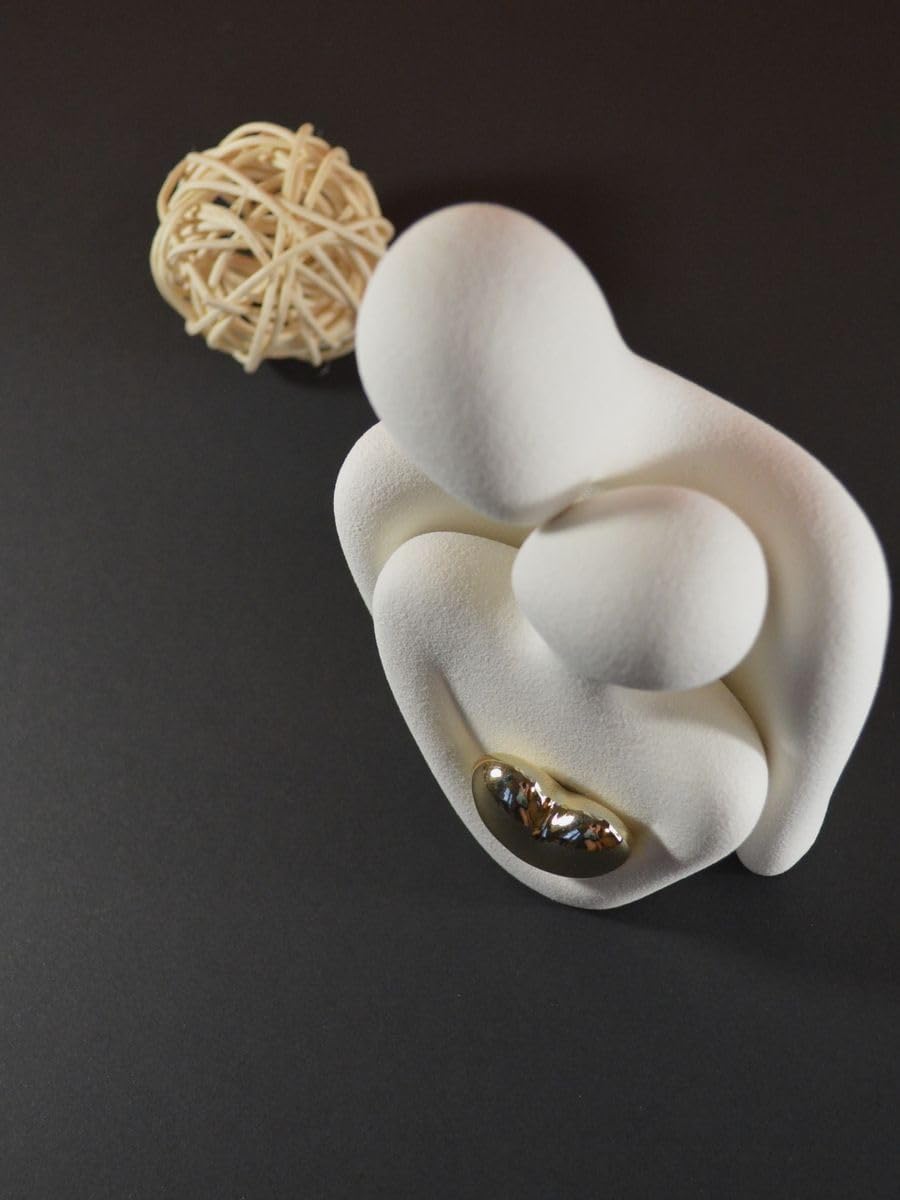 Modern Ceramic Couple Sculpture - Abstract Love Statue Ornament Figurine for Home Decor in Living Room, Bedroom,Office - Unique Couple Gift - Anniversary Birthday,Show Pieces for Home (White)