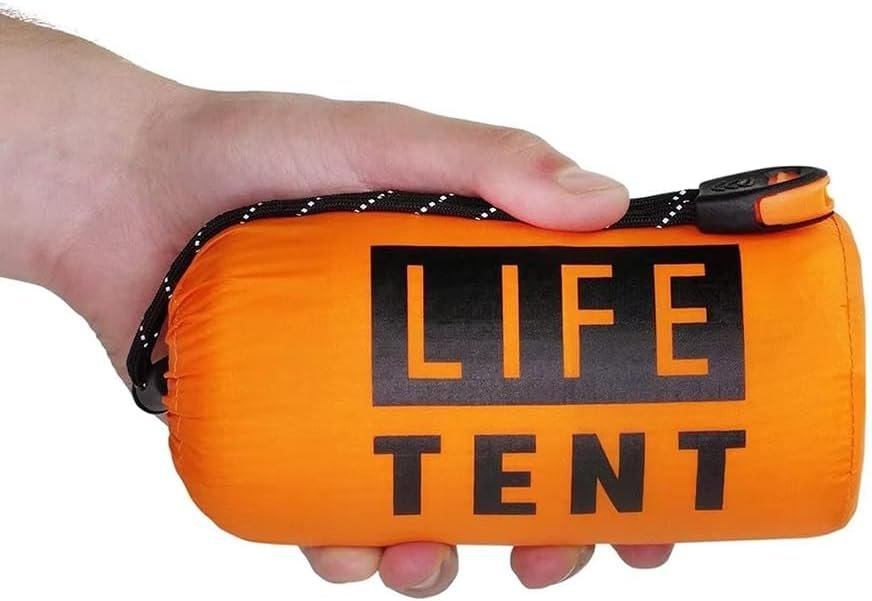 Suapouen Outdoor Insulated Emergency Tent 2 Person Waterproof Emergency Life Saving Insulated Includes Life Whistle Ripstop Tent