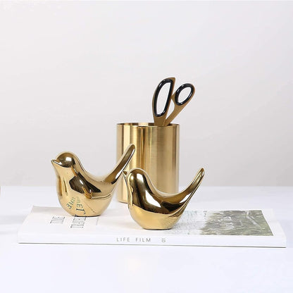 Small Gold Birds Ceramic Statues, Decorative Animal Sculpture, Gold Bird Figurines Ornaments, Modern Art Style Home Decor Craft for Shelves Bedroom Office Desktop Cabinets (2 Pack)