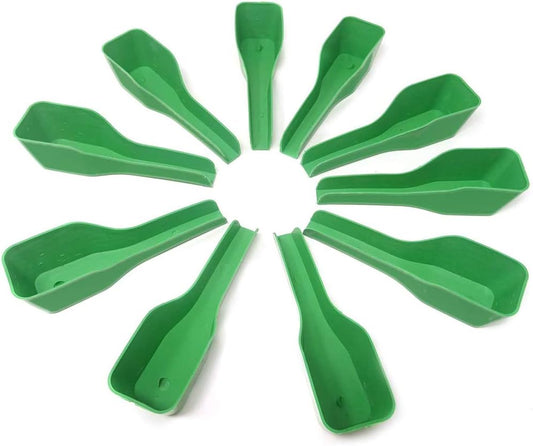 4pcs Green Bird Feeder Spoon Plastic Parrot Feeding Scoops Hand Food Feeding Tableware Birds Feeding and Watering Supplies