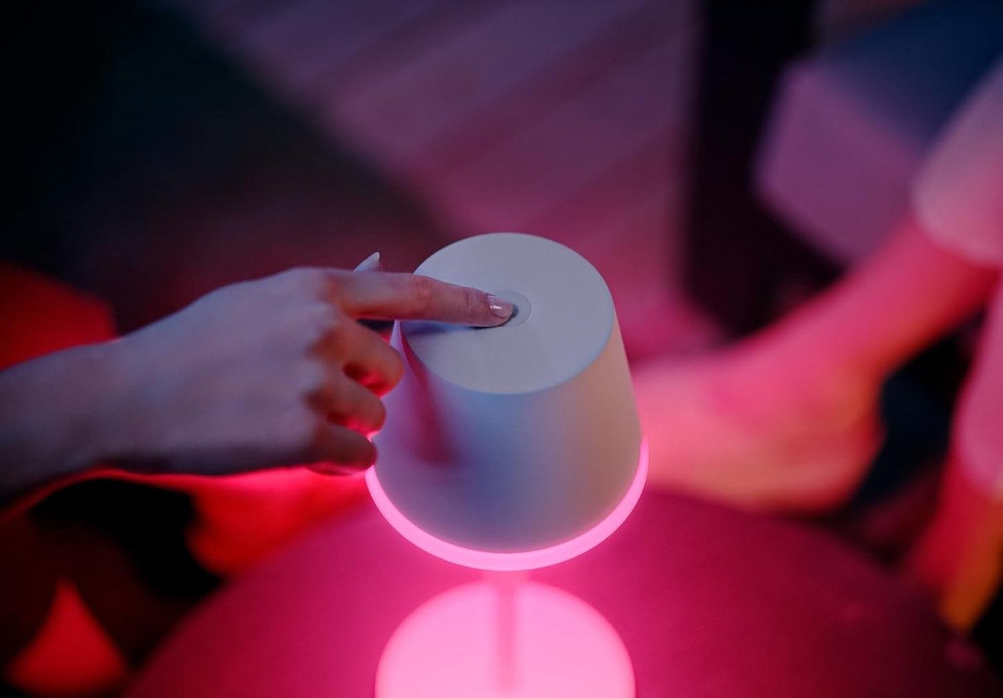 Philips Hue Go Smart Portable Table Lamp Downlight - White White & Colour Ambiance LED with Bluetooth. for Home Indoor Lighting