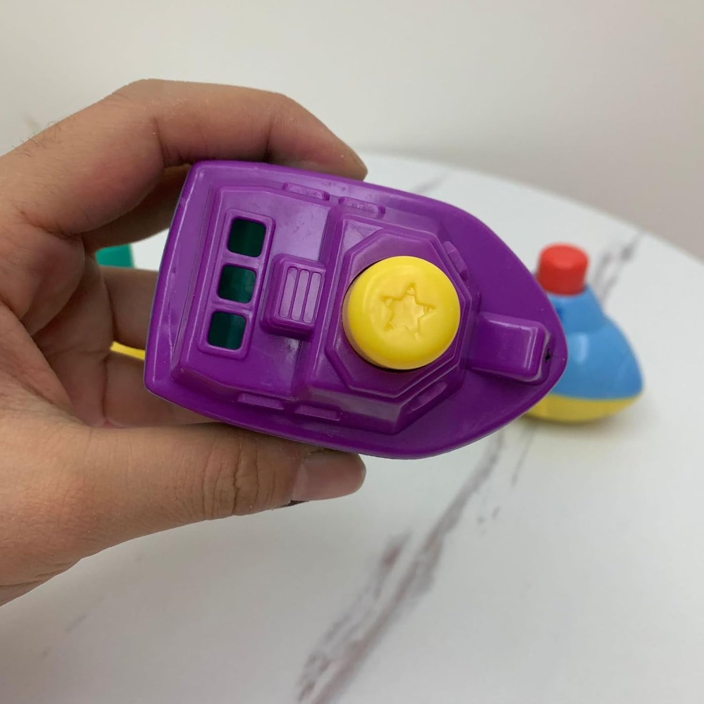 Baby Bath Sprayer Toy, Submarine Toddler Spray Toy, Fun Interactive Educational Sprinkler, Pool Beach Outdoor Water Play for Sink, Bathtub, Bathroom Shower, 3,54 x 2,56 x 1,97 pollici