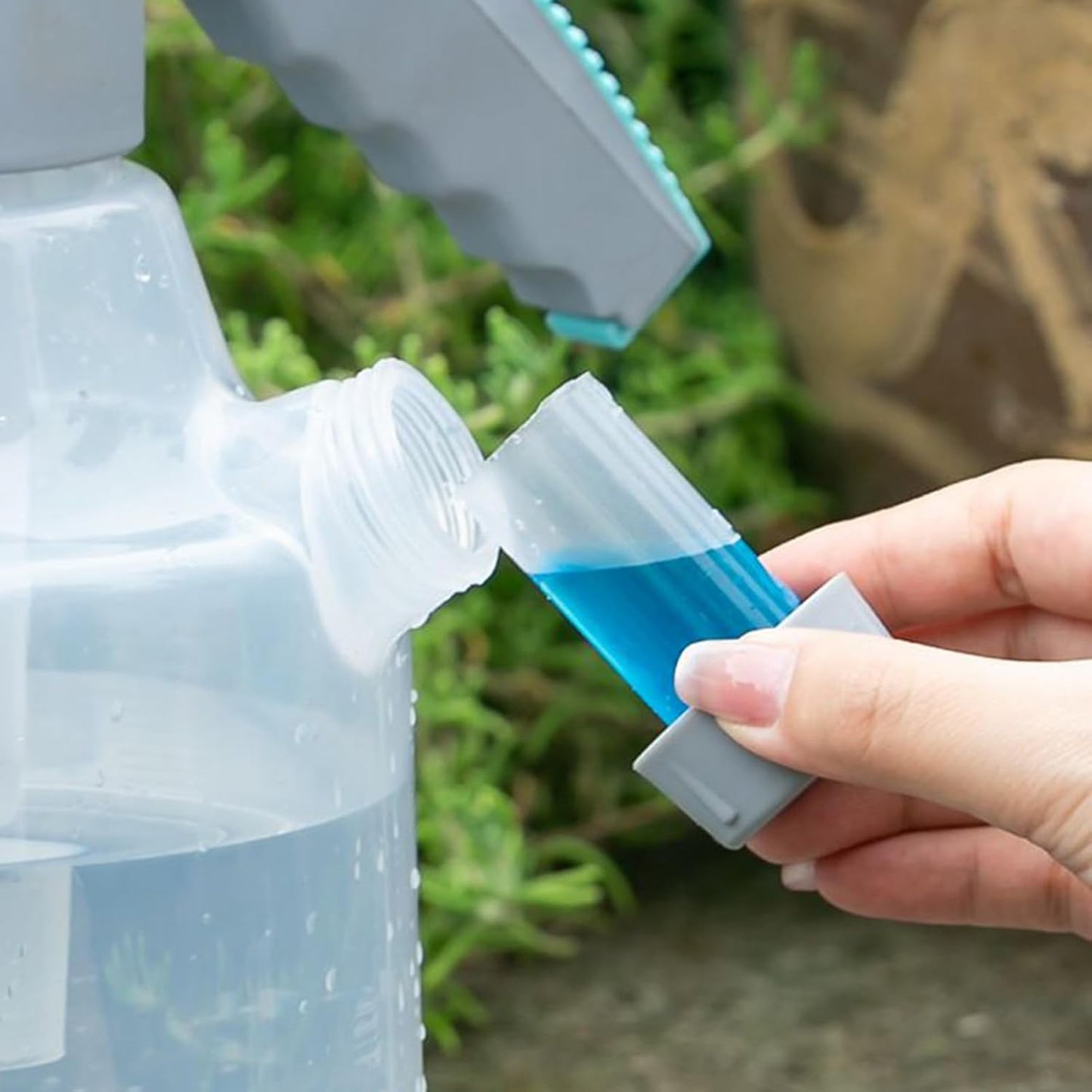 Pump Up Sprayer, Fine Mist Spray Bottle, Handheld Plant Mister, Measuring Cup Watering Can 10.24x6.1x12.99 Inchesfor Lawn Care, Car Washing, Yard Cleaning, and Outdoor Activities