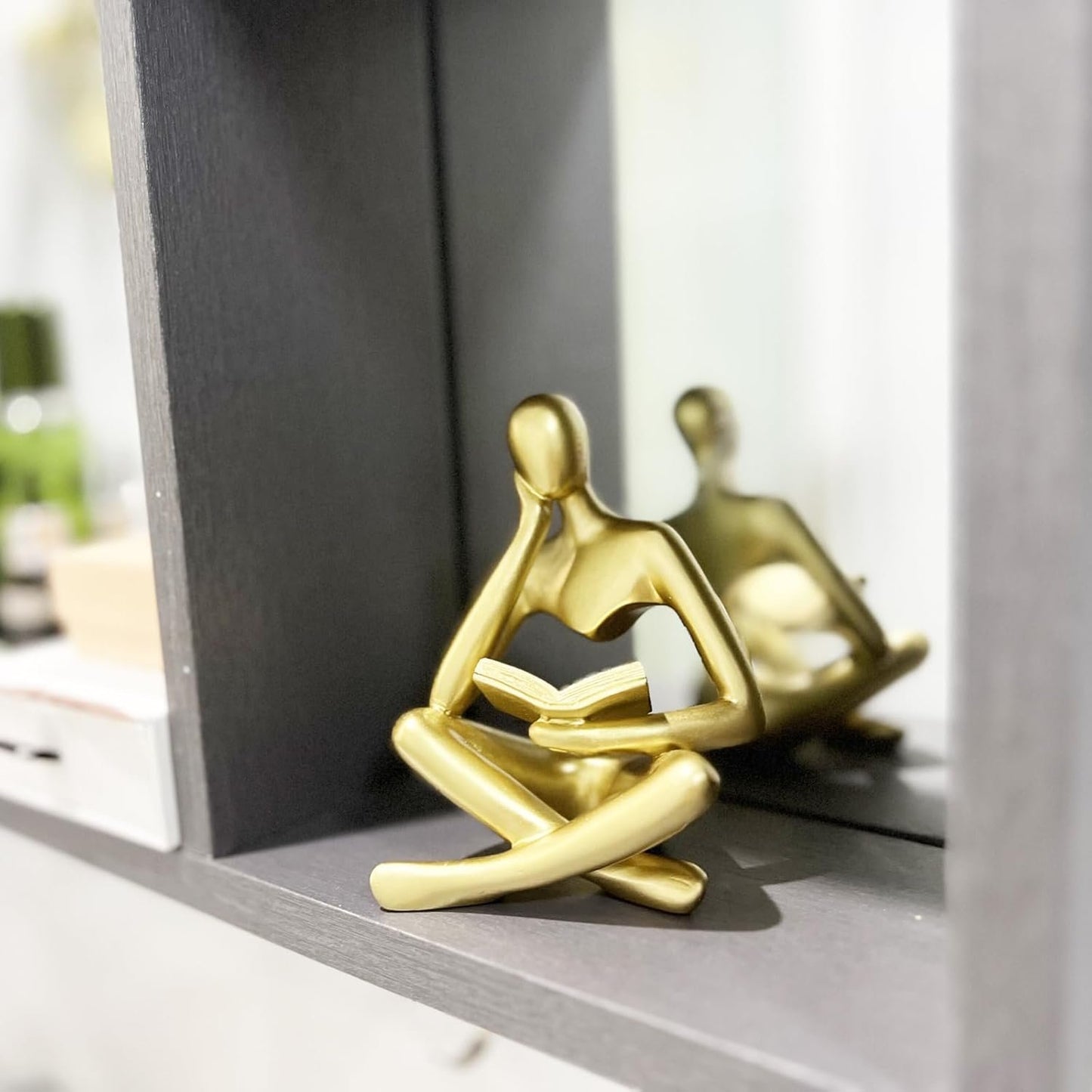 SIETIOJI Home Decor Gold Reading Thinker Statue Modern Figurines Abstract Aesthetic Sculpture Thinker Resin Statue Set for Home Decoration Living Room Office Bookshelf Shelf Table