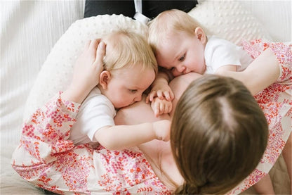 Multifunctional Maternity Breastfeeding Pillow Twins Nursing Support Pillow for Pregnant Women Newborn Feeding Bed Artifact (White)