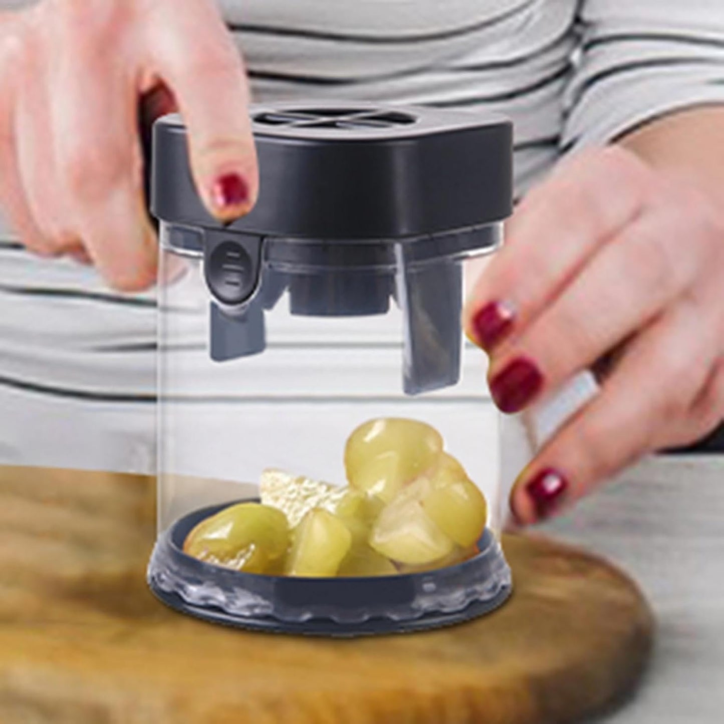 Grape Quarter Cutter,Safe Lightweight Grape Cutter Tool - Stainless Steel Multipurpose Grape Cherry Tomato Slicer, Meal Prep Kitchen Accessory for Grape Tomato