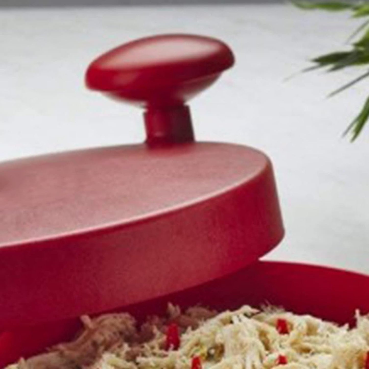Multifunctional Chicken Shredder & Meat Separator - Shredded Beef Mincer for Baby Food Preparation - Essential Kitchen Tool for Easy Meal Prep (Red)