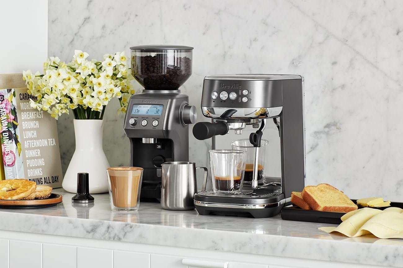 Breville the Bambino Plus Espresso Machine with Auto Milk Frother, Espresso Maker with Seconds Heat Up, Cappuccino & Latte Machine for Home, BES500BST, Black Stainless Steel