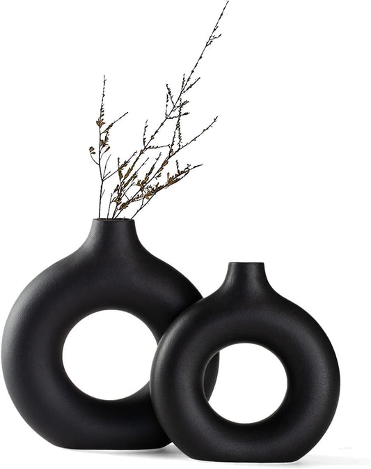 Sawoake Black Donut Vase Set of 2,Modern Home Decor, Round Matte Pampas Grass Vase, Neutral Boho Nordic Minimalism Style Flower Vases for Living Room Wedding Dinner Table Party Office Bedroom