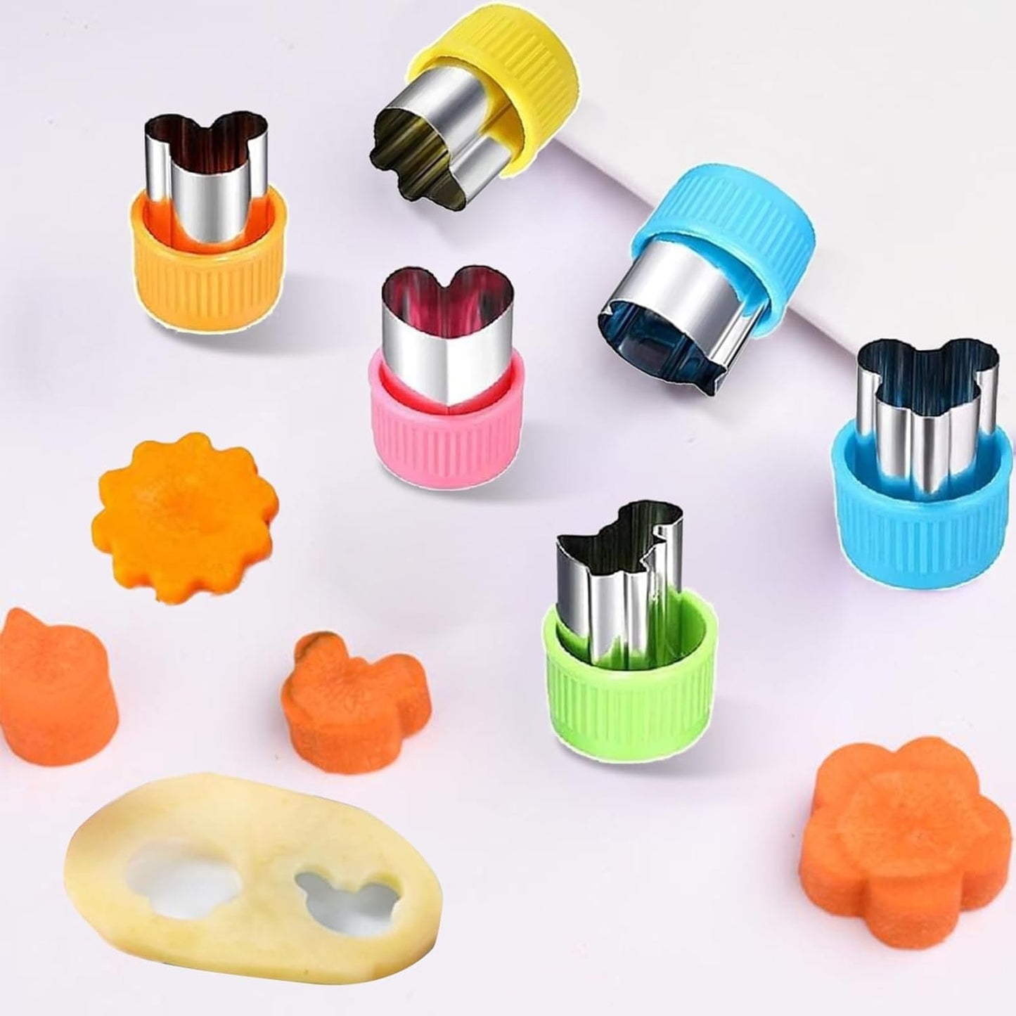 20pcs Mini Fruit Cutter Shapes Set, 1.6" Vegetable and Cutters Fruit Cookie Pastry Stamps Mold for Kids Baking and Food Supplement Tools Accessories (C20)