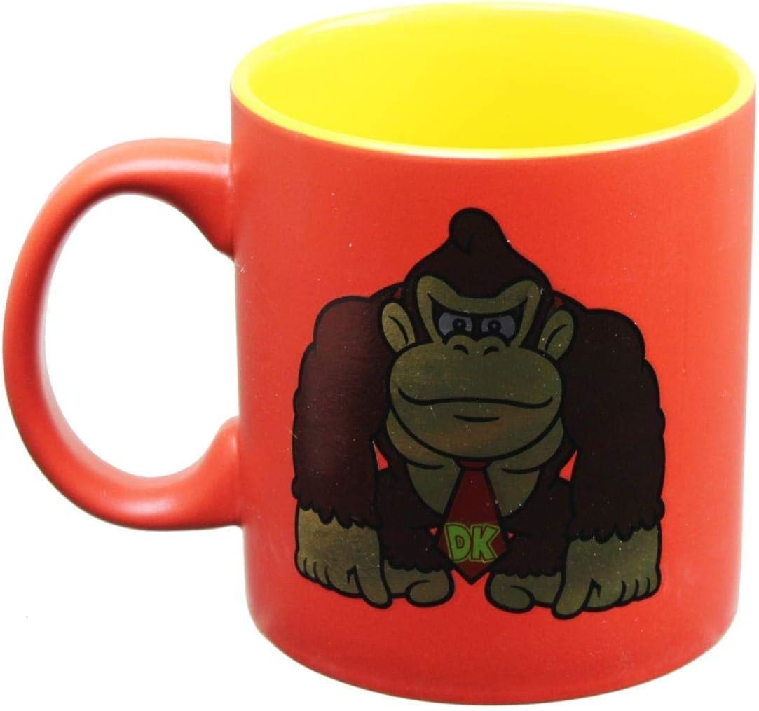 Donkey Kong Drinkware Bundle: Water Bottle & 20oz Mug