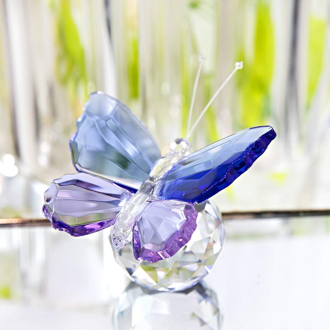 H&D Hyaline & Dora Crystal Cut Butterfly Animal Ornament Decoration for Office Table Home Bedroom