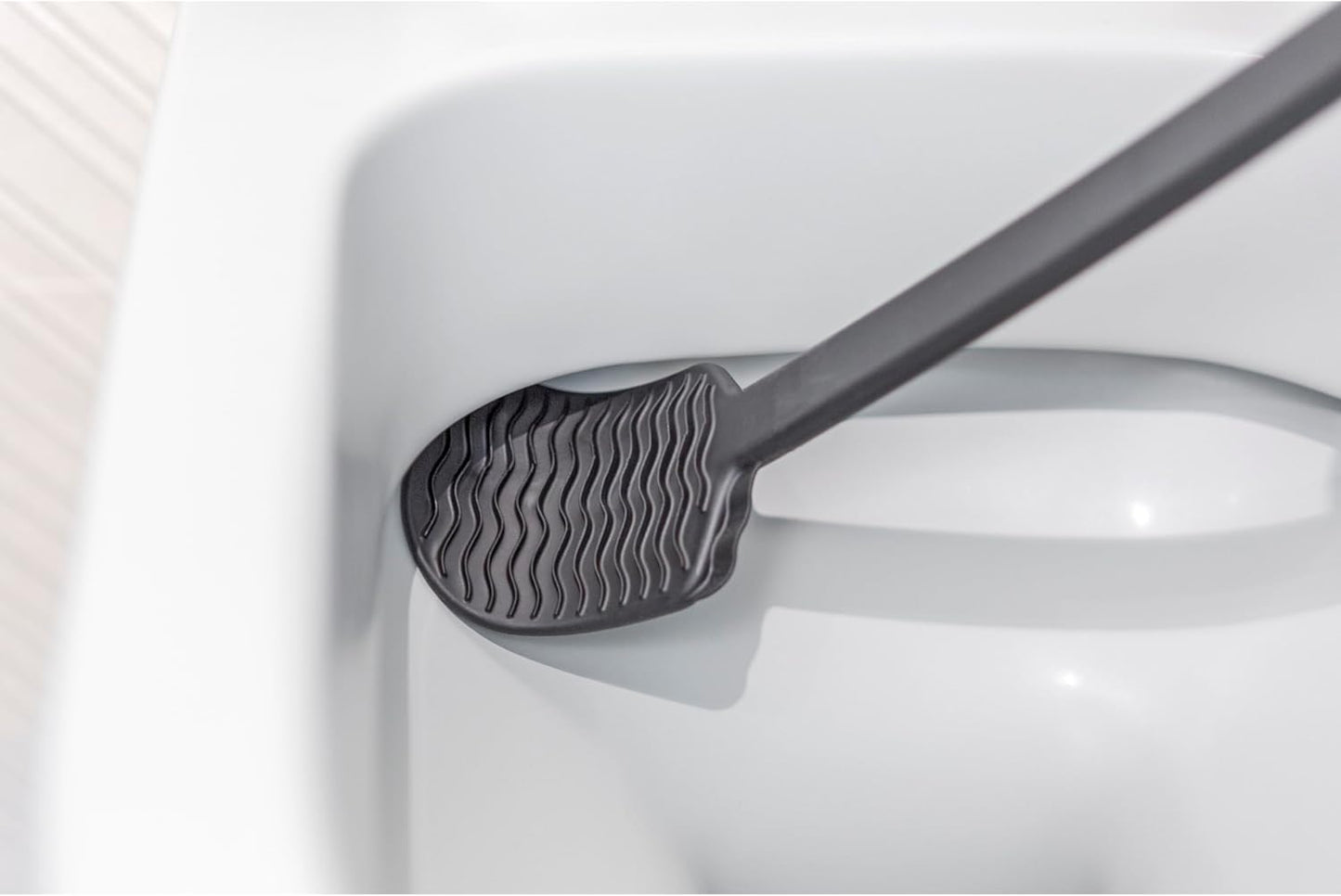 Vigar Essential Eco Toilet Set, Black